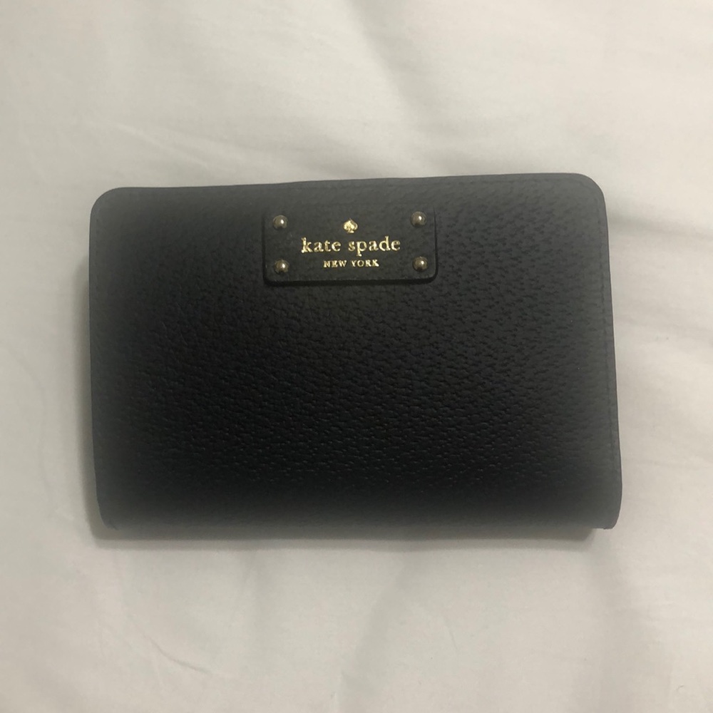 Kate Spade Wallet New without Tags